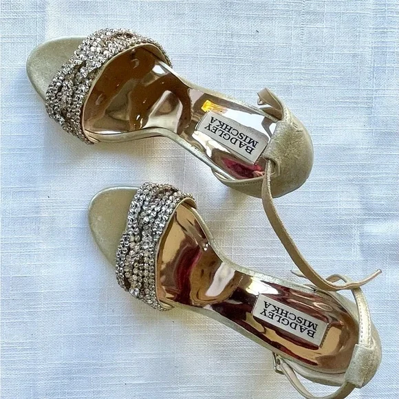 Badgley Mischka Glittering Gold Heels SIZE 7 Brand New - Picture 3 of 9